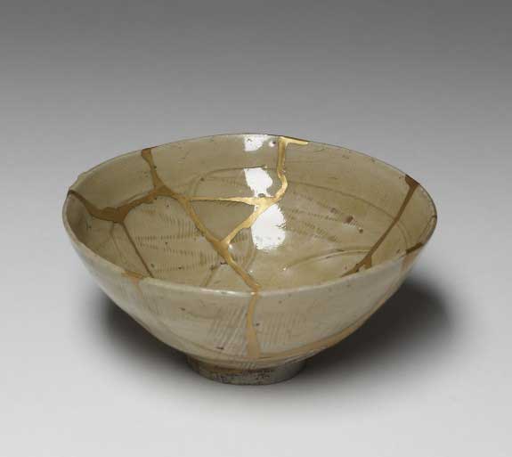 Kintsugi Bowl Antique Broken Japanese Pottery Repaired With Gold